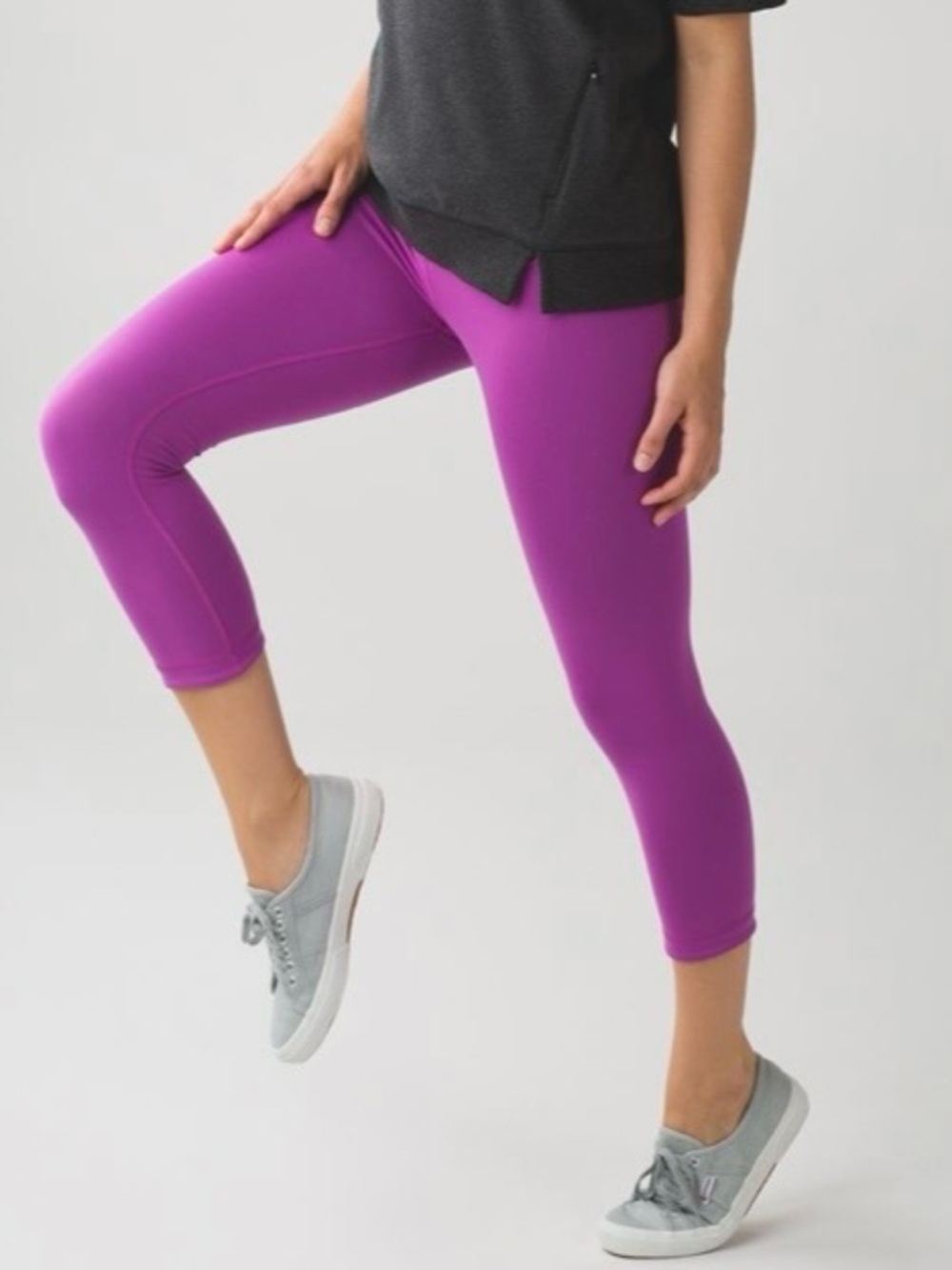 Lululemon Wunder Under Crop III (Reversible) Black / Ultra Violet